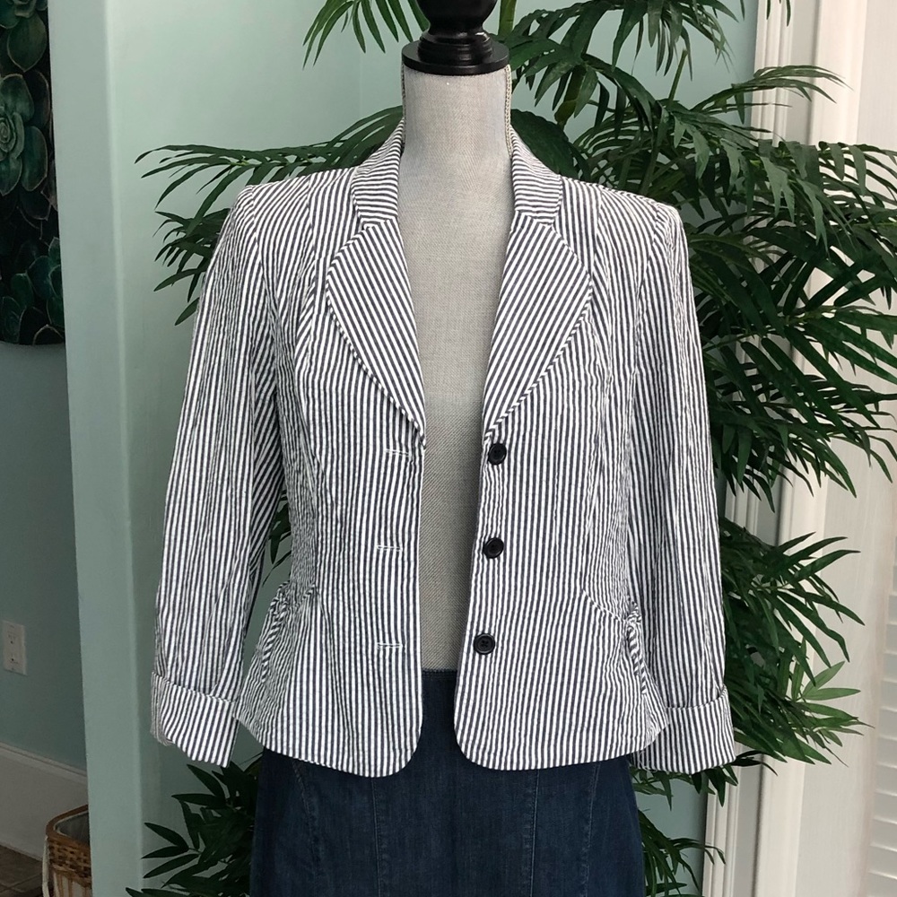 Striped Seer Sucker Jacket Blazer